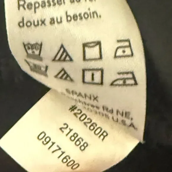 SPANX - The Perfect Black Pant Cropped Flare Ponte Pants 20260R - size M - Picture 6 of 6